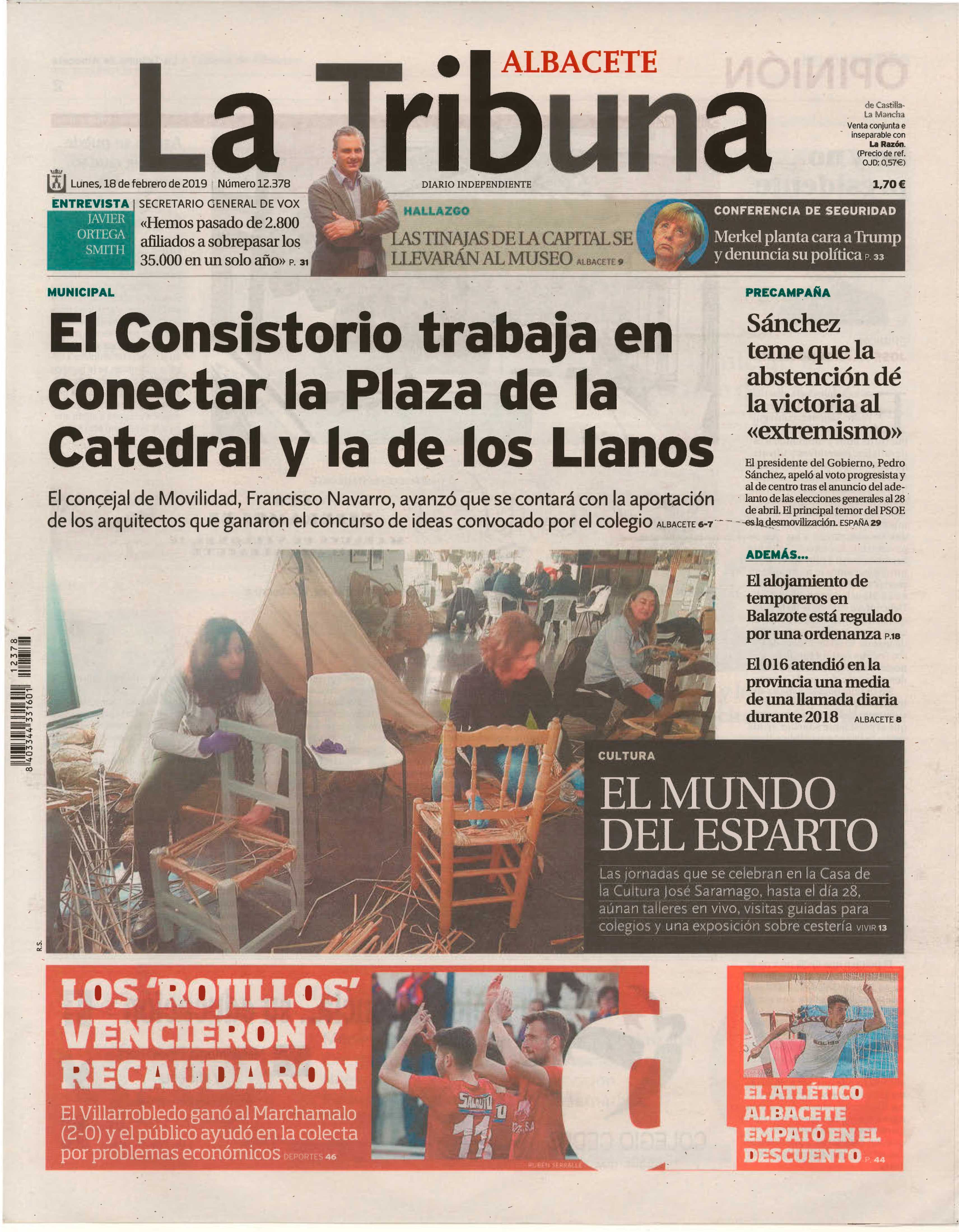 TRIBUNA-01